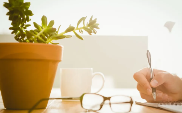 白內(nèi)障癥狀